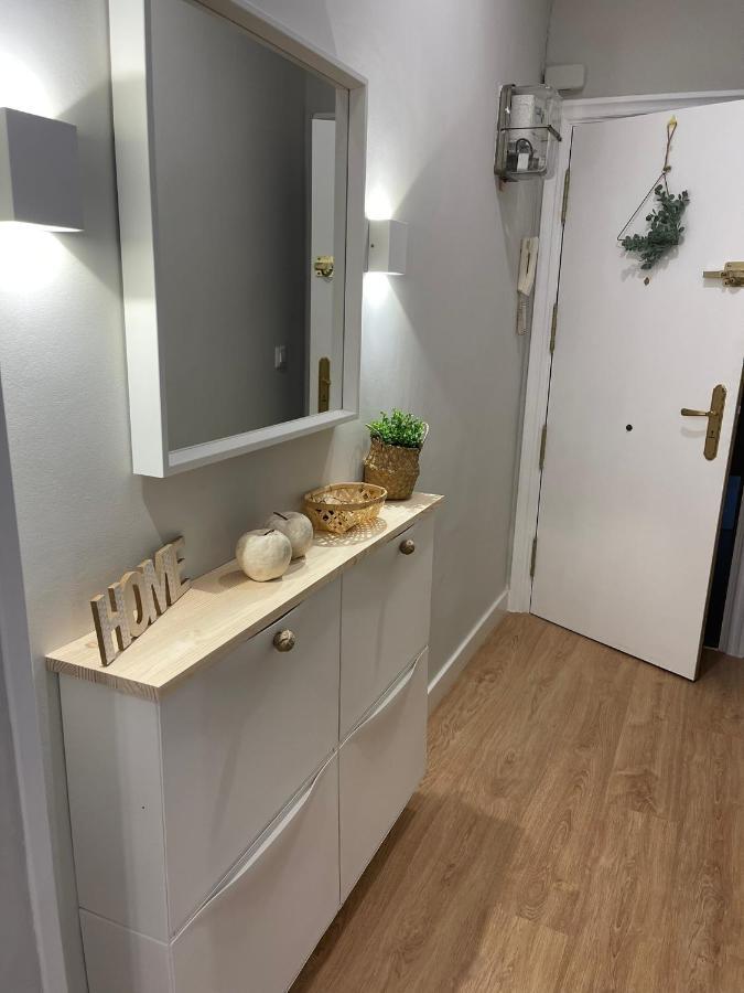 Апартаменты Aimendi Host Bilbao District Center II Экстерьер фото