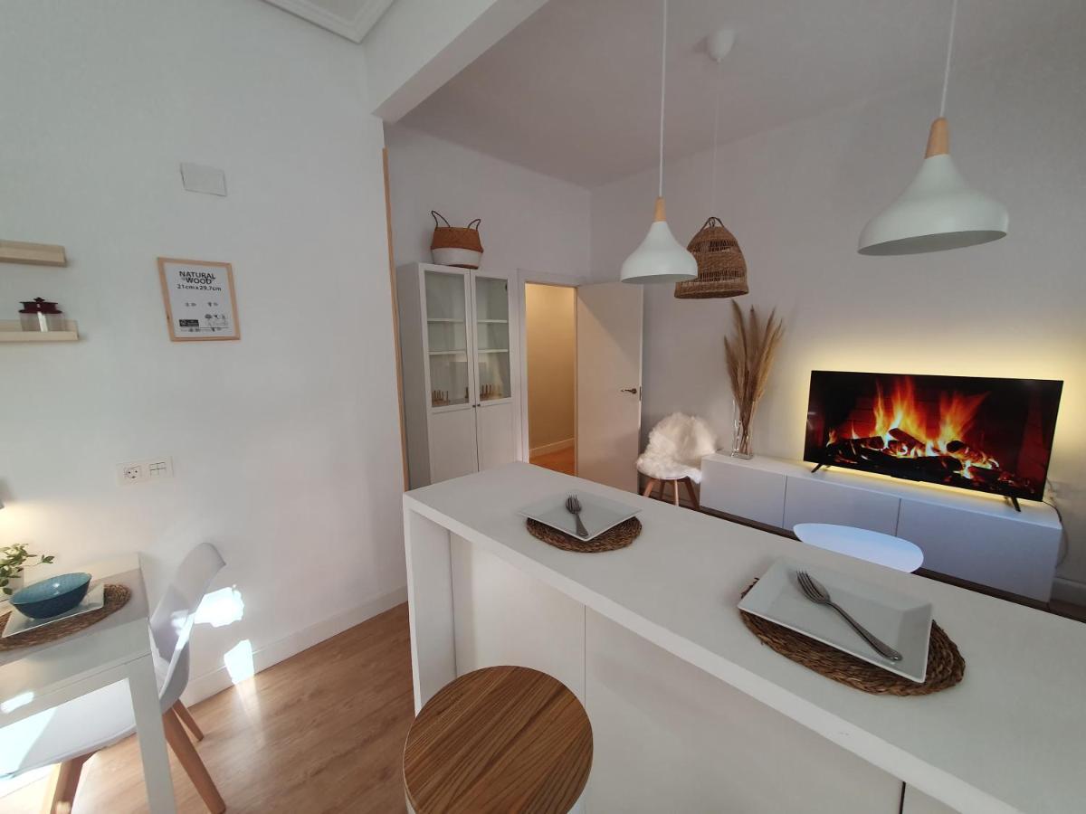 Апартаменты Aimendi Host Bilbao District Center II Экстерьер фото