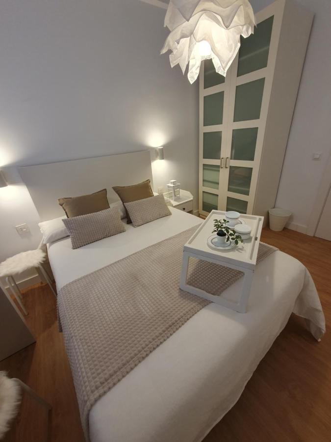Апартаменты Aimendi Host Bilbao District Center II Экстерьер фото
