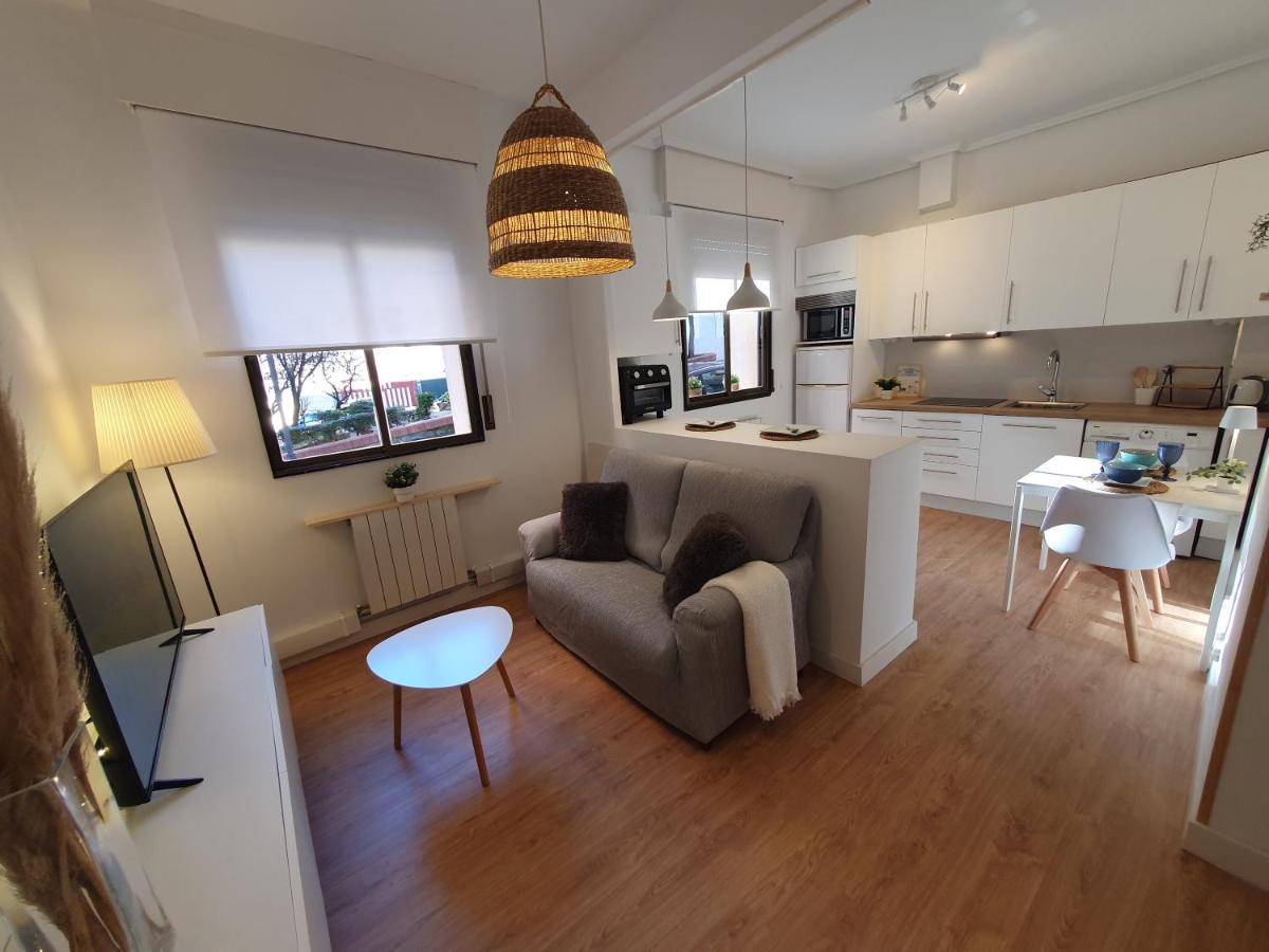 Апартаменты Aimendi Host Bilbao District Center II Экстерьер фото