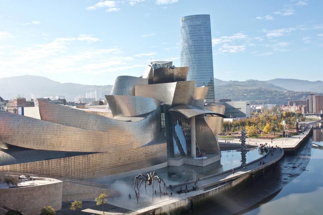 Апартаменты Aimendi Host Bilbao District Center II Экстерьер фото