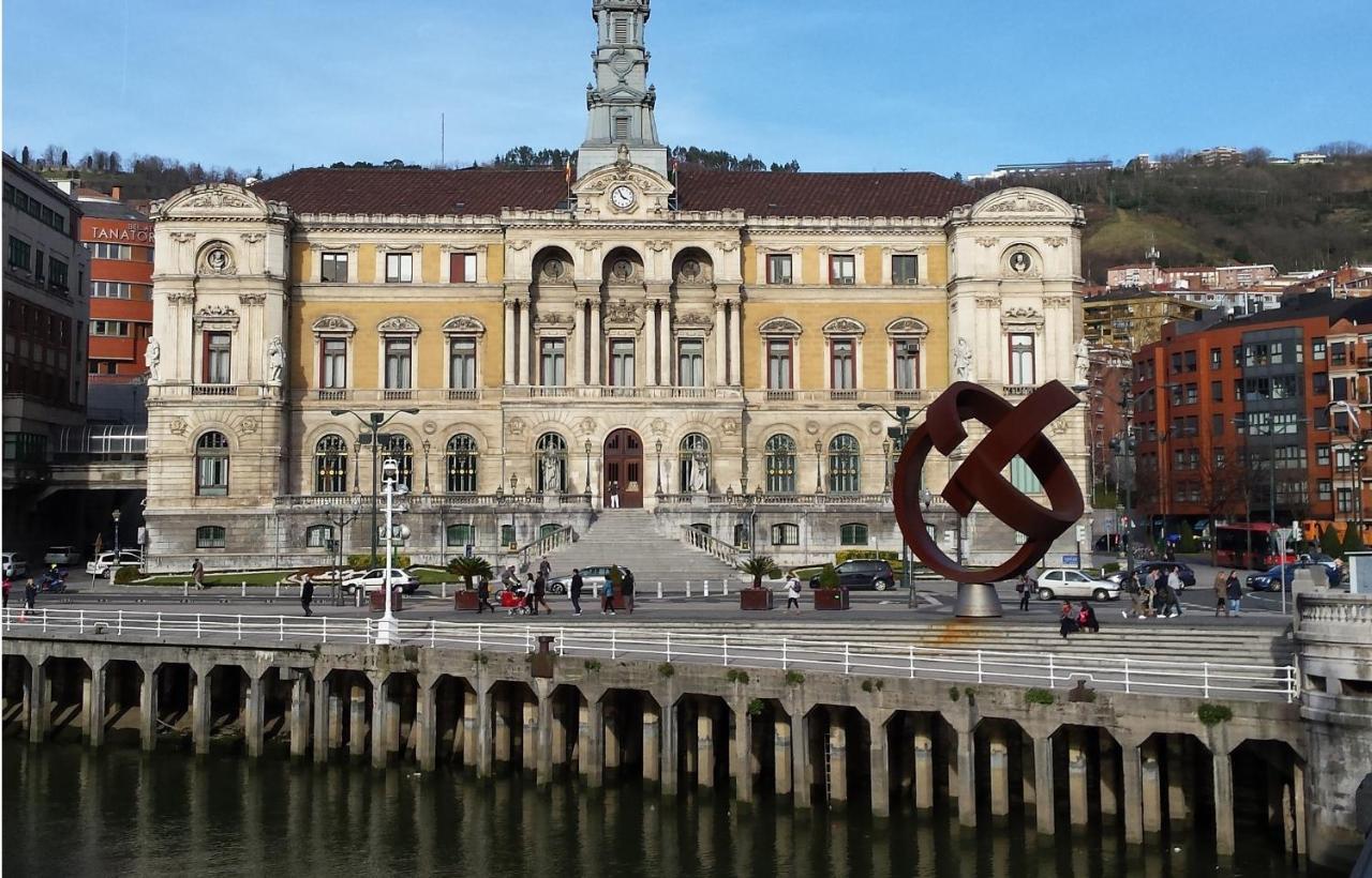 Апартаменты Aimendi Host Bilbao District Center II Экстерьер фото