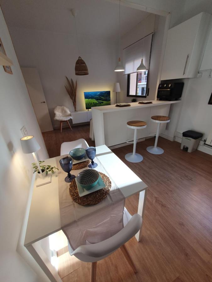 Апартаменты Aimendi Host Bilbao District Center II Экстерьер фото