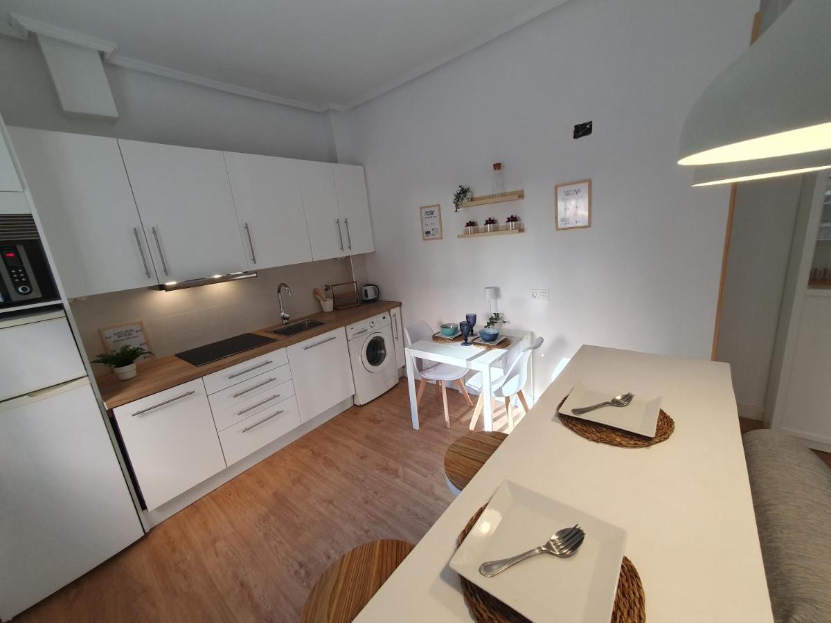 Апартаменты Aimendi Host Bilbao District Center II Экстерьер фото