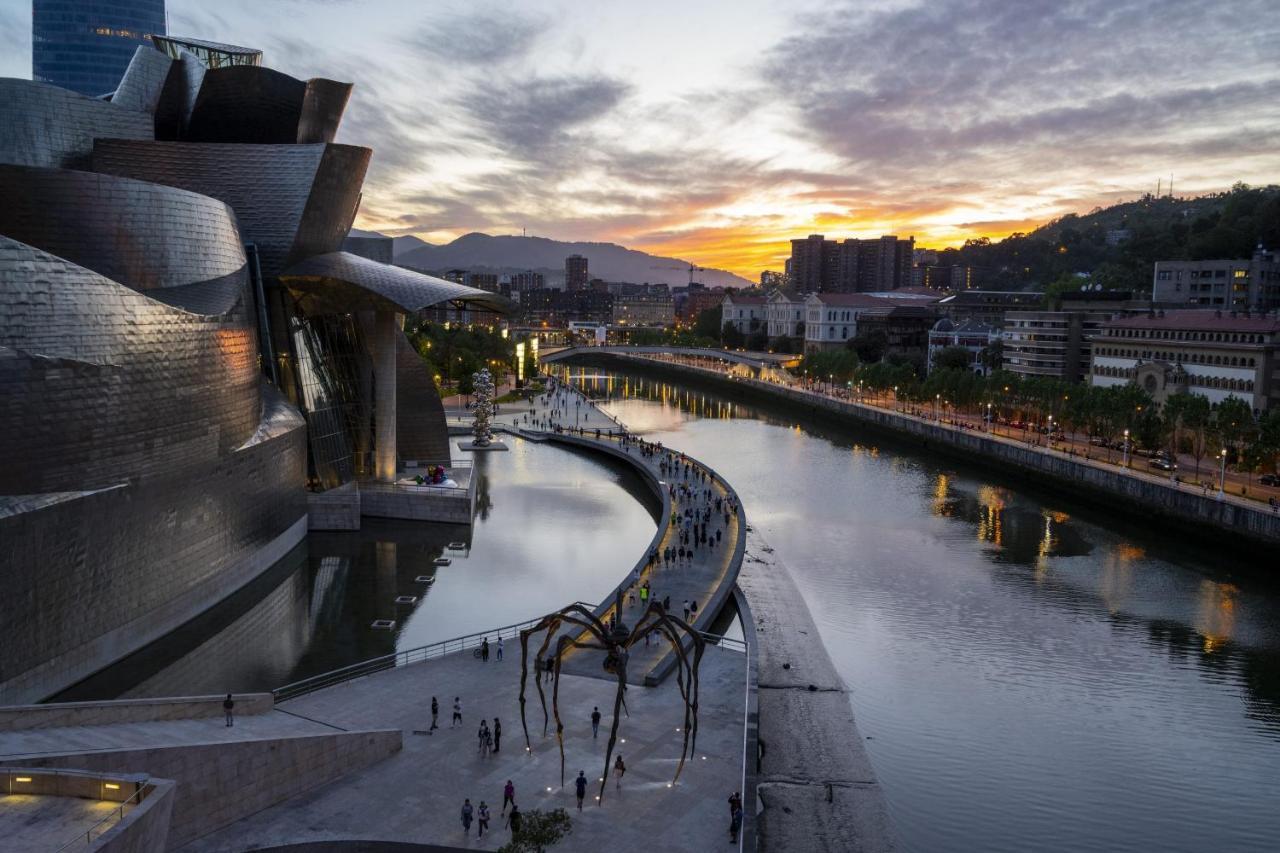 Апартаменты Aimendi Host Bilbao District Center II Экстерьер фото